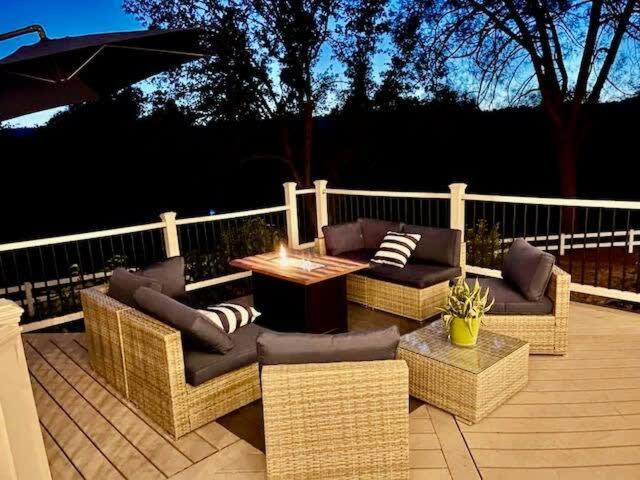 Casa de férias Pinkies Place-hot Tub-sleeps 11-pet Friendly Ahwahnee